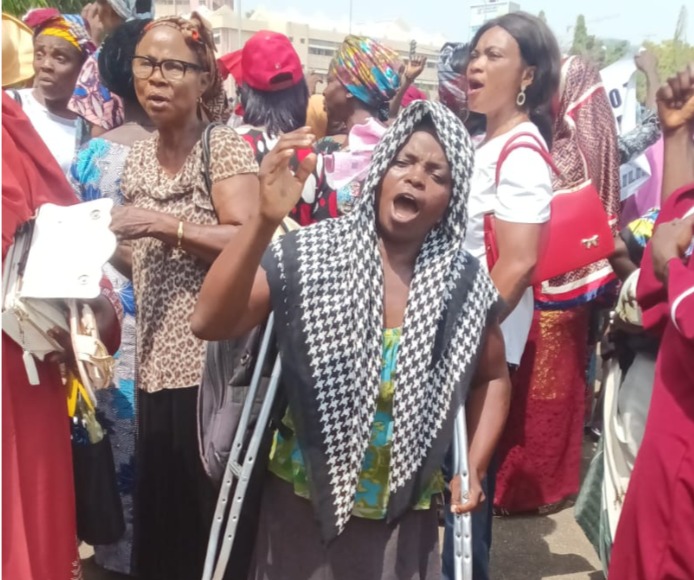 Apologise to him now — Akpabio’s supporters tell Natasha